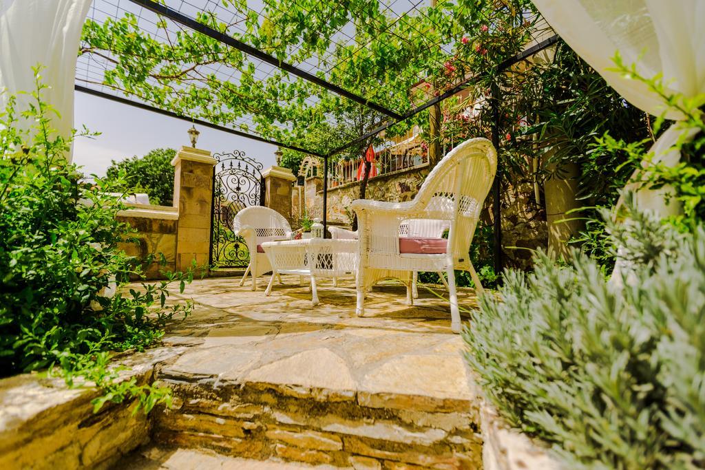 Ayvalı Cunda Esen Hotel מראה חיצוני תמונה